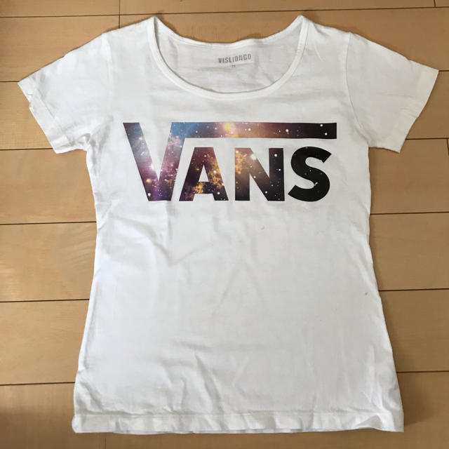 VANS(ヴァンズ)のvans レディースTシャツ レディースのトップス(Tシャツ(半袖/袖なし))の商品写真