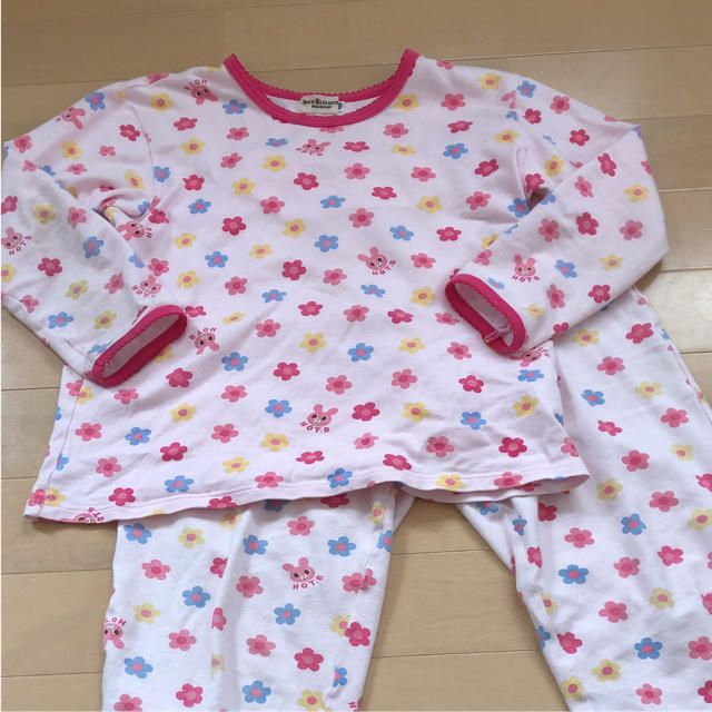 mikihouse(ミキハウス)のミキハウス パジャマ 120 キッズ/ベビー/マタニティのキッズ服女の子用(90cm~)(パジャマ)の商品写真