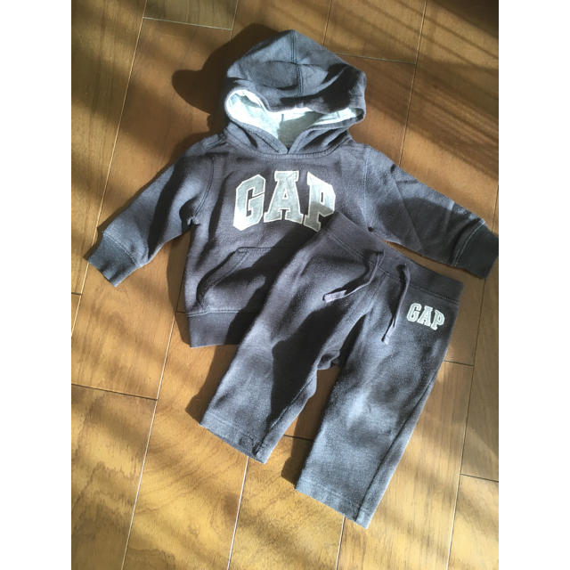 GAP(ギャップ)の専用　GAP 上下セット キッズ/ベビー/マタニティのベビー服(~85cm)(その他)の商品写真