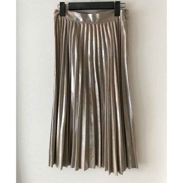 ZARA(ザラ)のzara   プリーツ ミディスカート  レディースのスカート(ひざ丈スカート)の商品写真