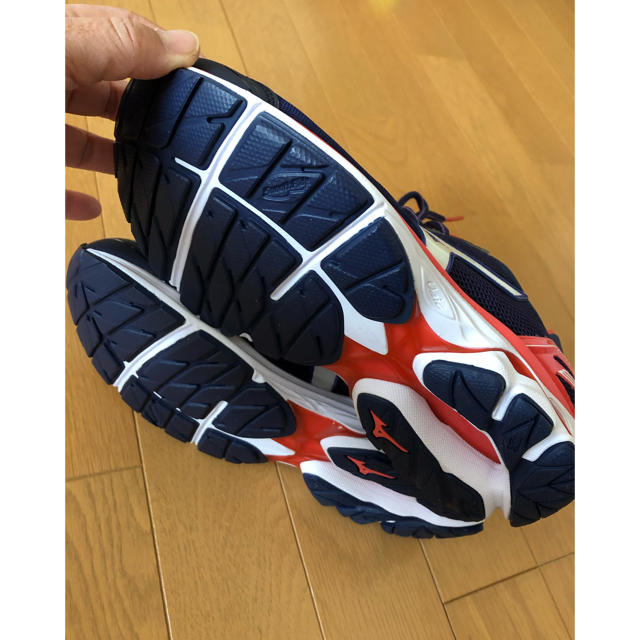 MIZUNO(ミズノ)の新品未使用ミズノスポーツシューズ レディースの靴/シューズ(スニーカー)の商品写真
