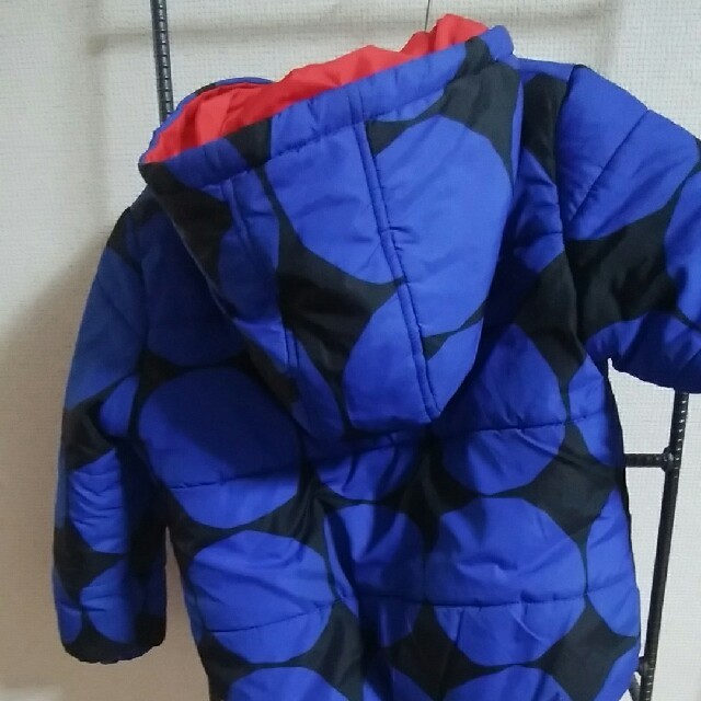 marimekko(マリメッコ)のマリメッコ　ダウンジャケット　キッズ キッズ/ベビー/マタニティのキッズ服男の子用(90cm~)(ジャケット/上着)の商品写真