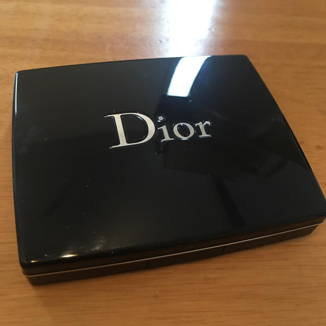 Christian Dior(クリスチャンディオール)のdior サンククルール #887 スリル コスメ/美容のベースメイク/化粧品(アイシャドウ)の商品写真