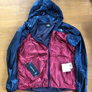 ザノースフェイス(THE NORTH FACE)のTHE NORTH FACE ナイロンジャケット 送料無料 タグ付き(ナイロンジャケット)