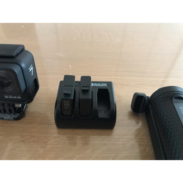 1回のみの使用！ GoPro HERO 7 BLACK 国内正規品 おまけ多数 www ...