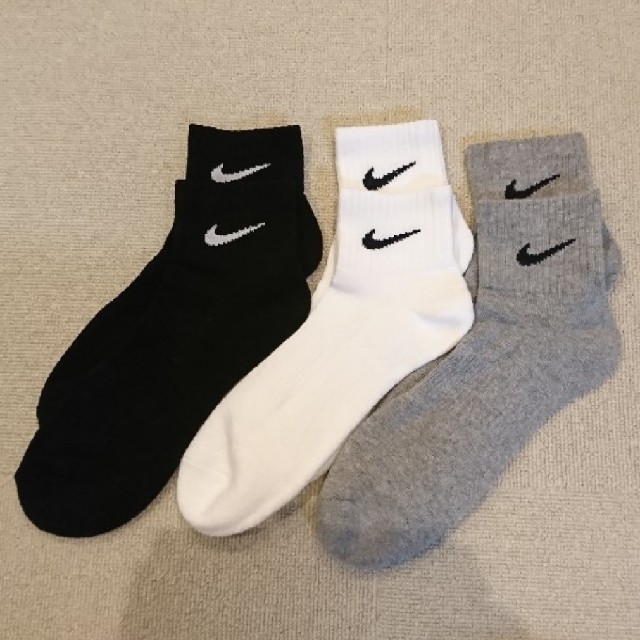 NIKE(ナイキ)の25～27㎝  NIKE靴下  アソート 3足  🏷️なし メンズのレッグウェア(ソックス)の商品写真