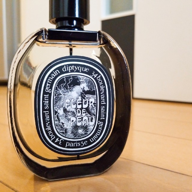 diptyque(ディプティック)のディプティック フルール ドゥ ポー フルールドゥポー コスメ/美容の香水(香水(女性用))の商品写真