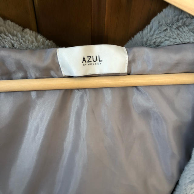 AZUL by moussy(アズールバイマウジー)のASUL by moussy ボアパーカー レディースのジャケット/アウター(毛皮/ファーコート)の商品写真