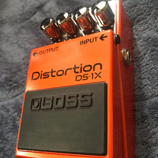 年末セール中 BOSS DS-1X ディストーション コンパクトエフェクター