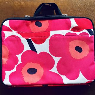 マリメッコ(marimekko)のマリメッコ ウニッコ柄パソコンケース(その他)