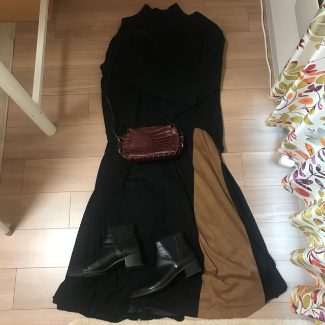 Lily Brown(リリーブラウン)のスエード調 ロングスカート レディースのスカート(ロングスカート)の商品写真