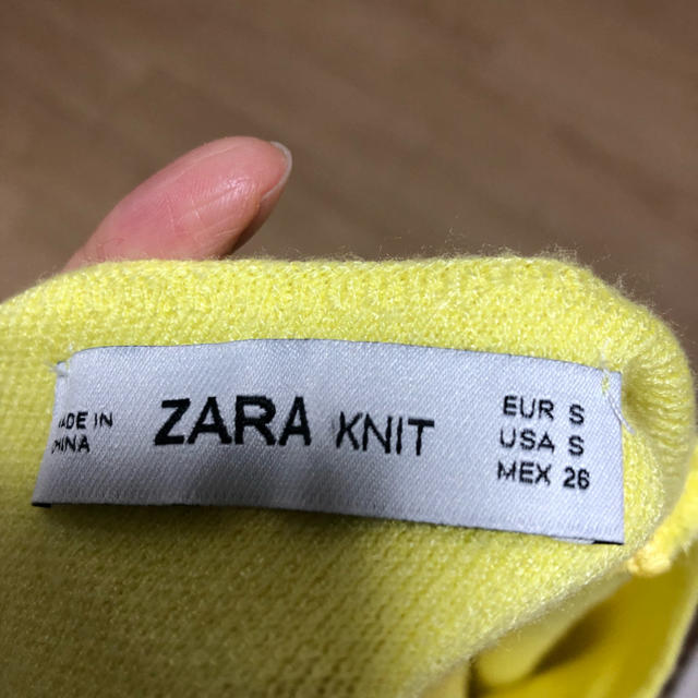ZARA(ザラ)のZARA バックリボンニット レディースのトップス(ニット/セーター)の商品写真