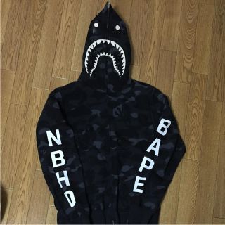 アベイシングエイプ(A BATHING APE)のHBHD bape シャークパーカー ネイバーフッド(パーカー)