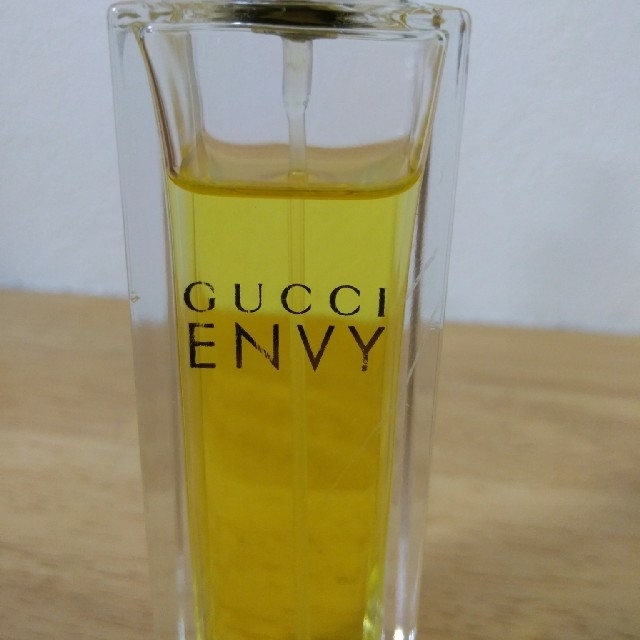 Gucci - ENVY 30ml GUCCI グッチ 香水 エンヴィ オードトワレの通販 by 雪見さん｜グッチならラクマ