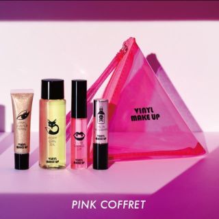 シセイドウ(SHISEIDO (資生堂))の予約ノベルティ付き black pink ビニールメイクアップ ピンクコフレ(K-POP/アジア)