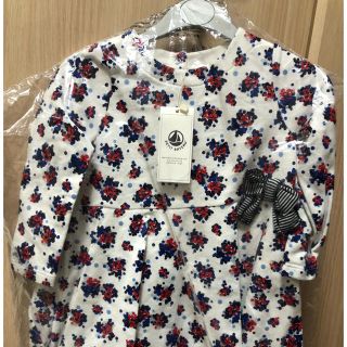 プチバトー(PETIT BATEAU)の新品 ベリープリントスウェットワンピース(ワンピース)