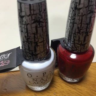 オーピーアイ(OPI)のOPI❤︎ホワイト*レッド２本セット(その他)