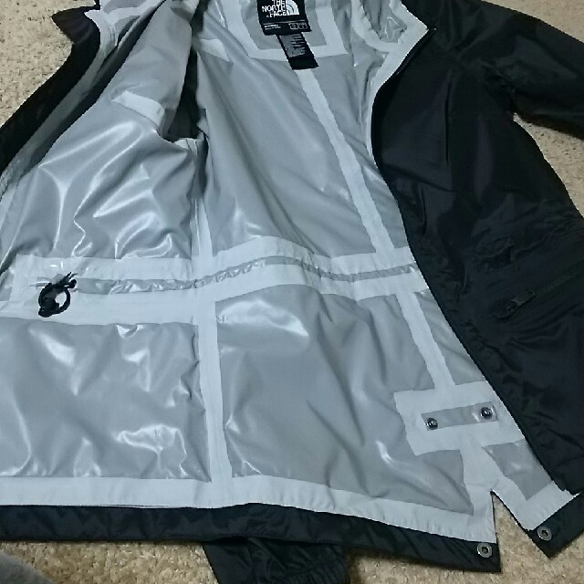 THE NORTH FACE(ザノースフェイス)のmuku_st様専用☆ノースフェイス レディースナイロンパーカSブラック レディースのトップス(パーカー)の商品写真