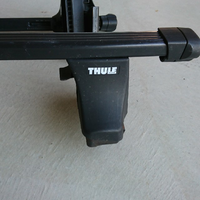 THULE(スーリー)の今日だけ値下げ⤵️70系ノア、ヴォクシー用THULE製トヨタ純正ルーフキャリア 自動車/バイクの自動車(車外アクセサリ)の商品写真