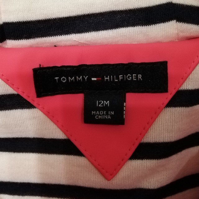 TOMMY HILFIGER(トミーヒルフィガー)のトミーヒルフィガー アウター キッズ/ベビー/マタニティのベビー服(~85cm)(ジャケット/コート)の商品写真