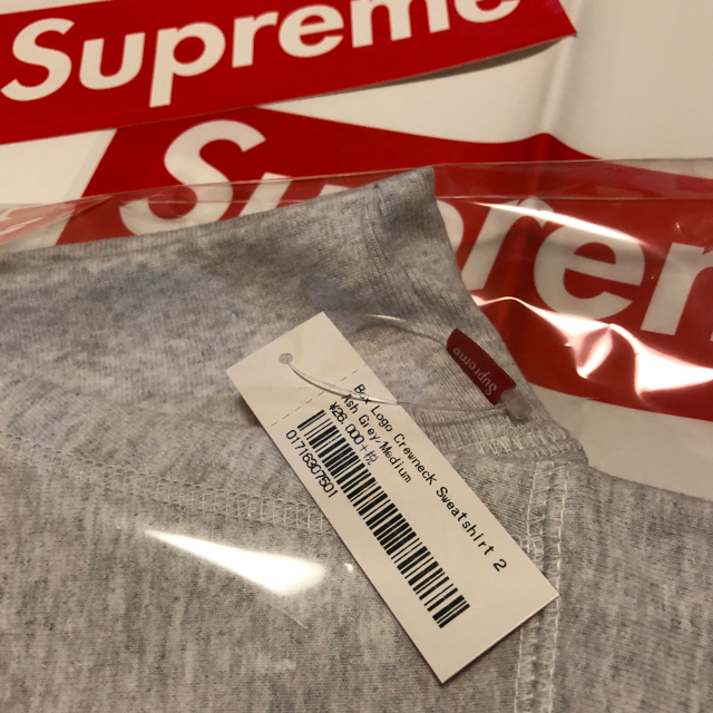 Supreme(シュプリーム)の込 M グレー Supreme BoxLogo Crewneck メンズのトップス(スウェット)の商品写真