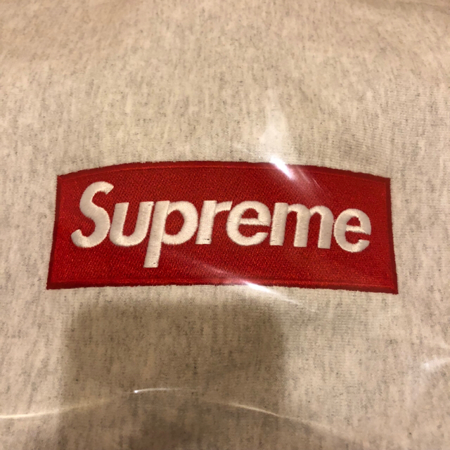 Supreme(シュプリーム)の込 M グレー Supreme BoxLogo Crewneck メンズのトップス(スウェット)の商品写真