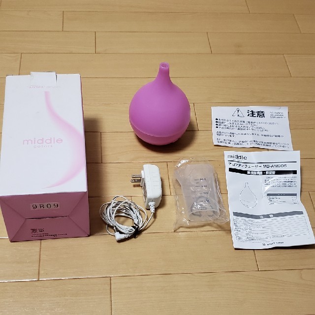 USED品 加湿器 アロマディフューザー ピンク MD-AM906 コスメ/美容のリラクゼーション(アロマディフューザー)の商品写真