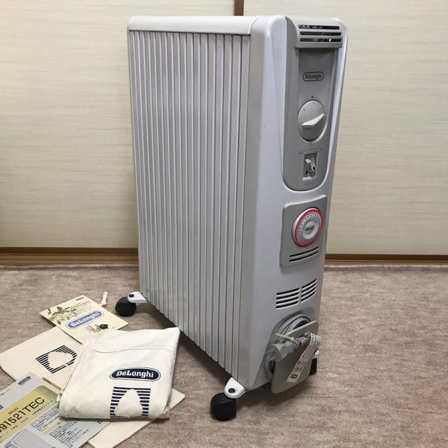 DeLonghi(デロンギ)のデロンギヒーター スマホ/家電/カメラの冷暖房/空調(オイルヒーター)の商品写真