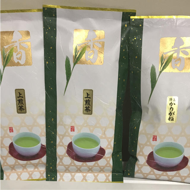 【送料無料】 上煎茶 100g × 2袋  特上かりがね 100g 食品/飲料/酒の飲料(茶)の商品写真