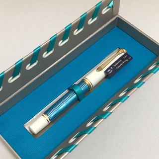 Pelikan - ペリカン スーベレーン M600 ターコイズ 限定生産品 Mニブの