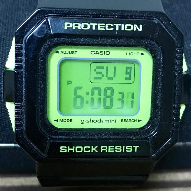 G-SHOCK(ジーショック)のG-shock mini GMN-550 メンズの時計(腕時計(デジタル))の商品写真
