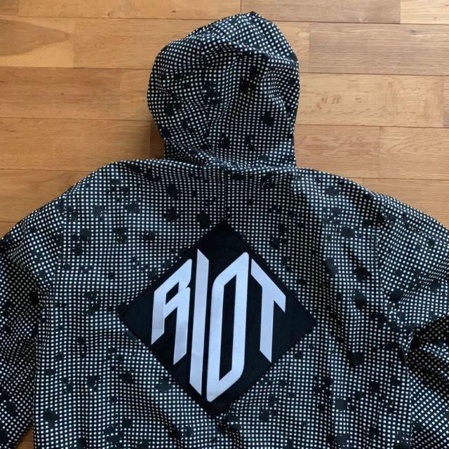 14SS Supreme Riot Fishtail Parka 14SS Supreme Riot Fishtail Parka