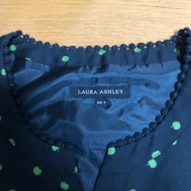 LAURA ASHLEY(ローラアシュレイ)の【美品】ローラアシュレイ ワンピース レディースのワンピース(ひざ丈ワンピース)の商品写真