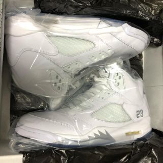 ナイキ(NIKE)の【定価 &送料込】NIKE airjordan5 メタリックシルバー(スニーカー)