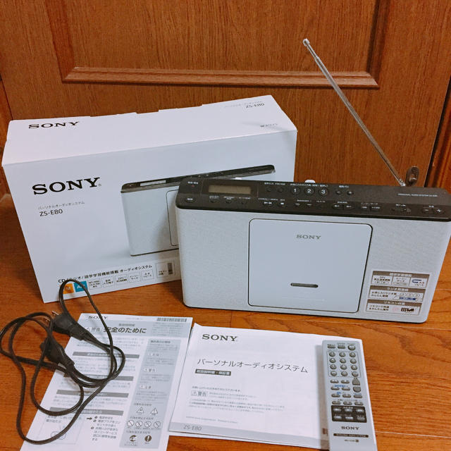 SONY(ソニー)のSONY ZS-E80 ラジカセ 語学学習機能 ほぼ新品 スマホ/家電/カメラのオーディオ機器(ラジオ)の商品写真