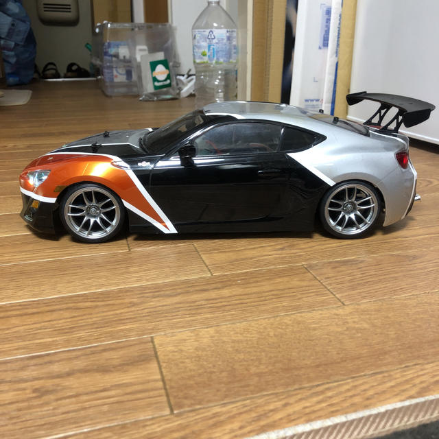 タミヤ TT-01＆TOYOTA86ボディ＆3PLプロポ セット エンタメ/ホビーのおもちゃ/ぬいぐるみ(ホビーラジコン)の商品写真