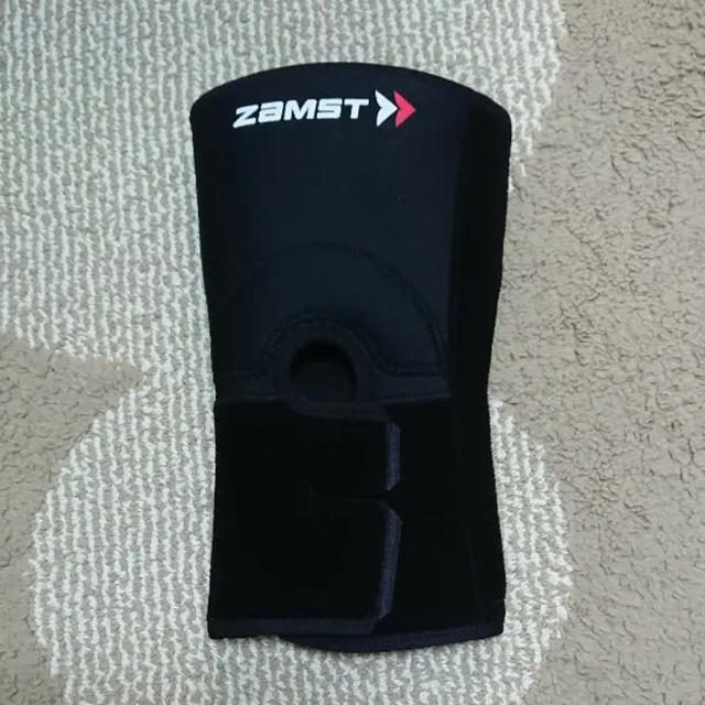 ZAMST(ザムスト)のZAMST 膝サポーター スポーツ/アウトドアのトレーニング/エクササイズ(トレーニング用品)の商品写真