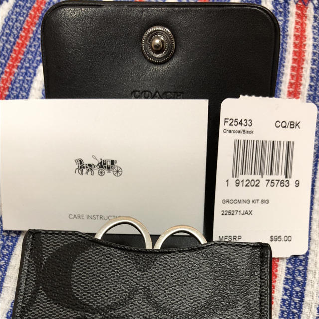 COACH(コーチ)のCOACH グルーミングキット 新品 メンズのファッション小物(その他)の商品写真