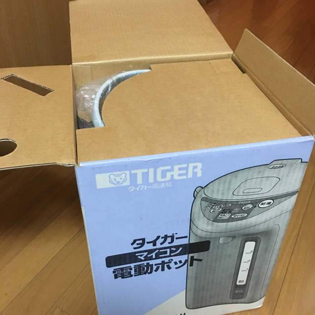 TIGER(タイガー)のタイガー マイコン 電気ポット スマホ/家電/カメラの生活家電(電気ポット)の商品写真
