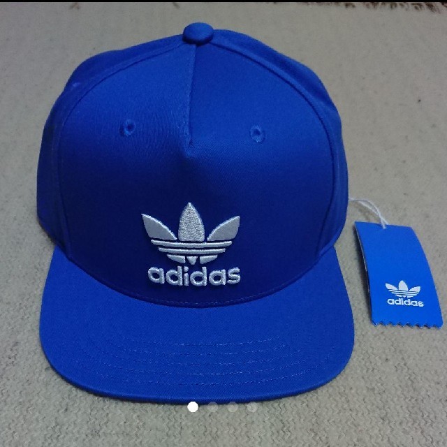 adidas(アディダス)の【新品・タグ付き】アディダス adidas originals キャップ メンズの帽子(キャップ)の商品写真