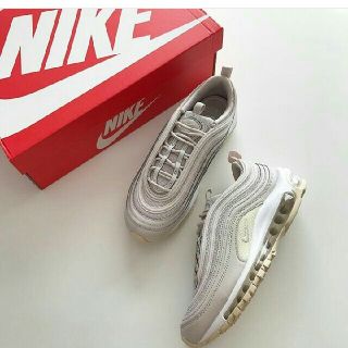 ナイキ(NIKE)の大人気　ベージュ　ナイキ　nike エアマックス97　24　24.5　レディース(スニーカー)