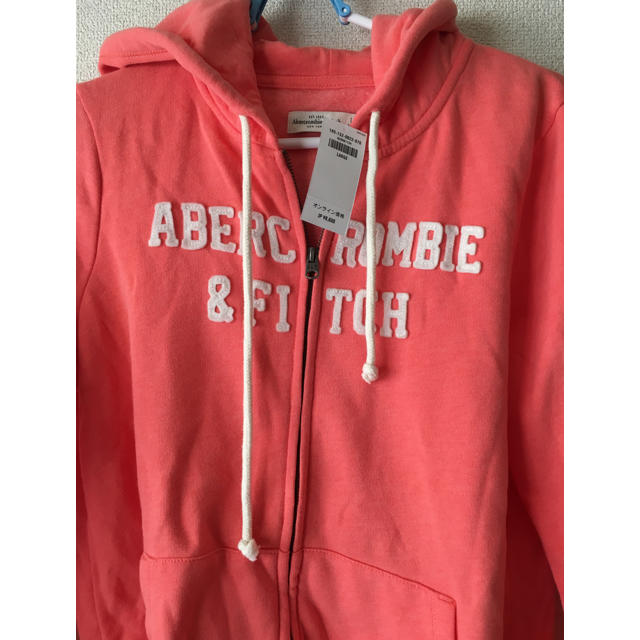 Abercrombie&Fitch - アバクロ パーカー 新品 Lサイズの通販 by ポーs shop｜アバクロンビーアンドフィッチならラクマ
