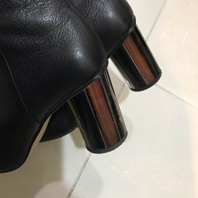 ZARA(ザラ)のZARA ショートブーツ レディースの靴/シューズ(ブーツ)の商品写真