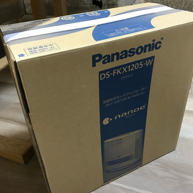 Panasonic(パナソニック)の値下げ パナソニック 加湿セラミックファンヒーター スマホ/家電/カメラの冷暖房/空調(ファンヒーター)の商品写真