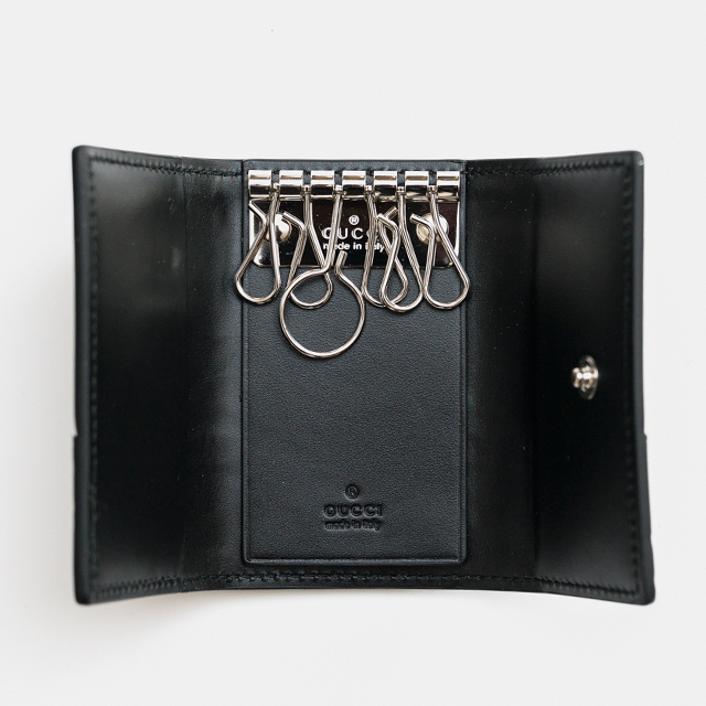 GGロゴ ブラックレザー キーケース 新品☆GUCCI☆GG柄レザーキーケース ブラック256433 T