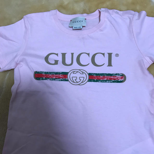 Gucci(グッチ)のGUCCI tシャツ 36M  キッズ/ベビー/マタニティのキッズ服女の子用(90cm~)(Tシャツ/カットソー)の商品写真