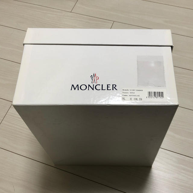 MONCLER(モンクレール)のモンクレール 化粧箱 MONCLER ボックス ホワイト インテリア/住まい/日用品の収納家具(ケース/ボックス)の商品写真