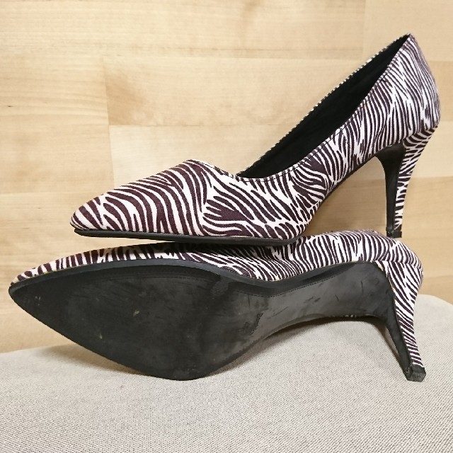 Bershka(ベルシュカ)のゼブラ柄 ハイヒール7cm レディースの靴/シューズ(ハイヒール/パンプス)の商品写真