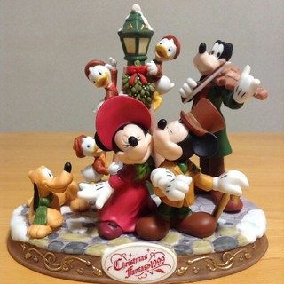 Disney - 1999年の東京ディズニーランドクリスマスの置物と10周年