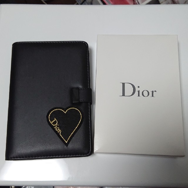 Dior(ディオール)のDior ノベルティ 手帳 インテリア/住まい/日用品の文房具(ノート/メモ帳/ふせん)の商品写真